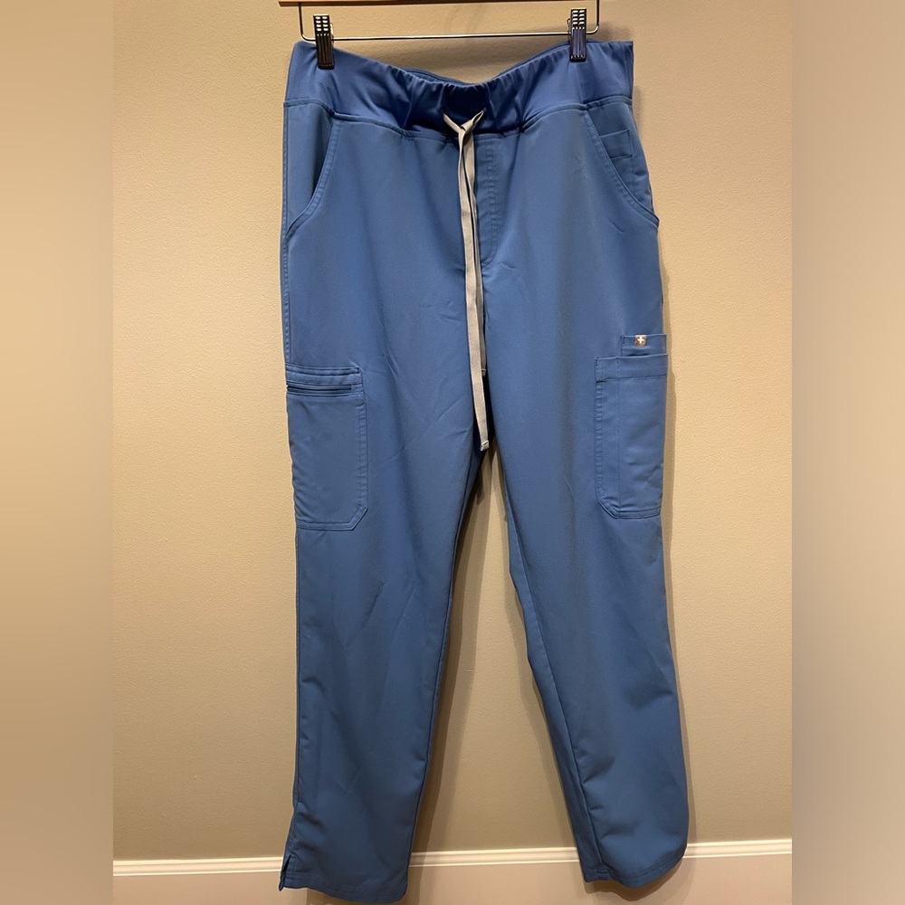 FIGS cargo straight leg scrub pants